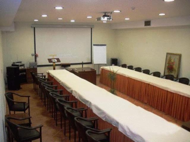 Ξενοδοχείο Μαγκιωση Neraidochori Exterior photo