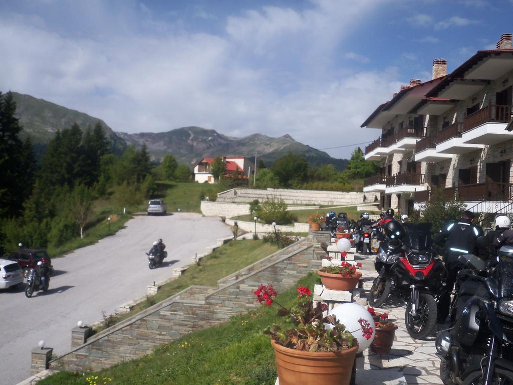 Ξενοδοχείο Μαγκιωση Neraidochori Exterior photo