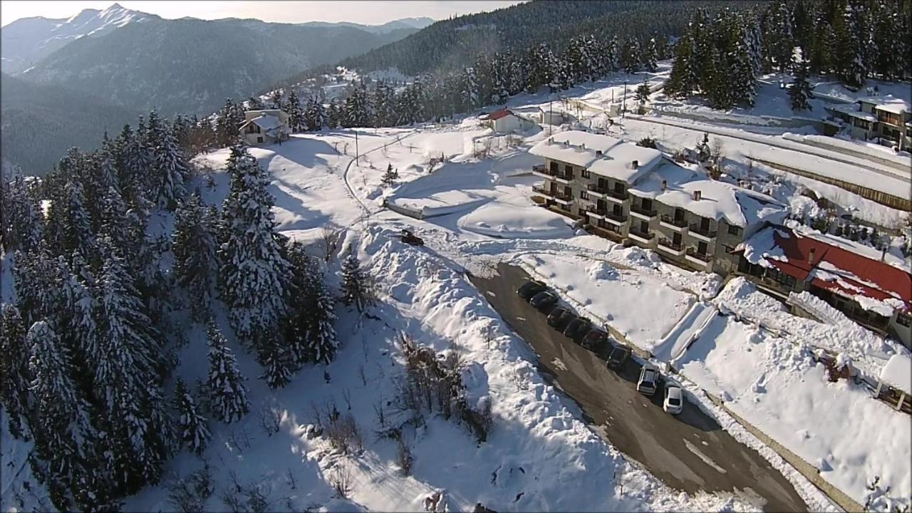 Ξενοδοχείο Μαγκιωση Neraidochori Exterior photo